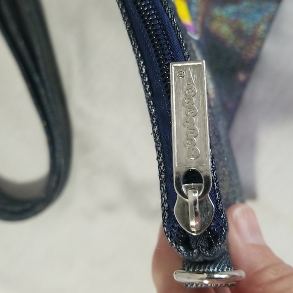 ISCREAM GIRLS PURSE " GIRL POWER ON FRONT IN SPARKLY BLUE - Picture 5 of 8